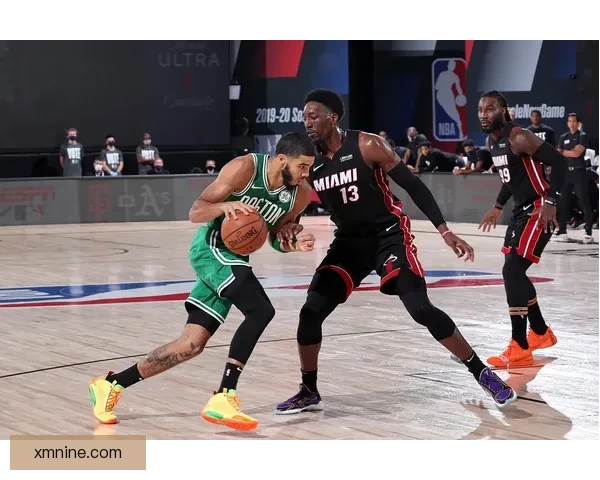 熊猫们的运动盛宴：探索自然中的活力与乐趣